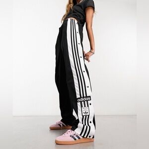 Adidas Originals adibreak side snap pants women’s size L NWT